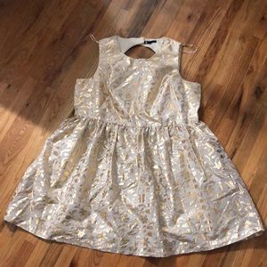 Leslie Fay gold and cream flower dress